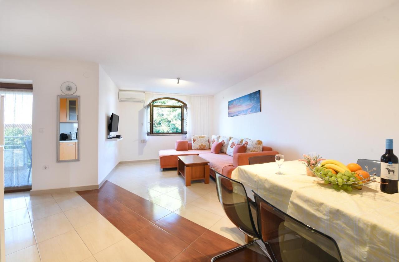 Apartments Mirasol Umag Exterior foto