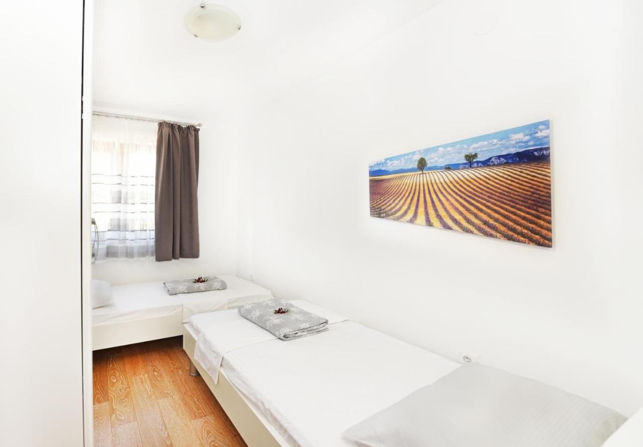 Apartments Mirasol Umag Exterior foto