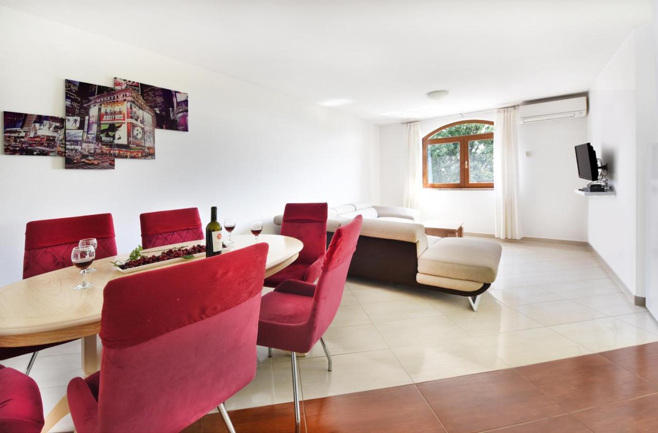 Apartments Mirasol Umag Exterior foto